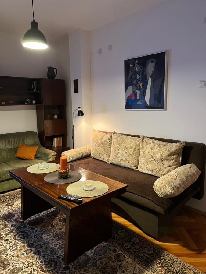 Practico, Comodo Y Centrico. กาโบรโว ภายนอก รูปภาพ
